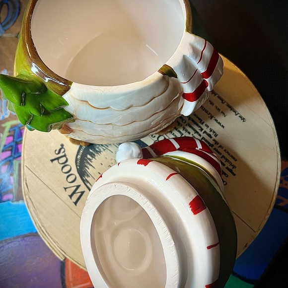 Vintage Christmas Owl Cookie Jar - Picture 5 of 5